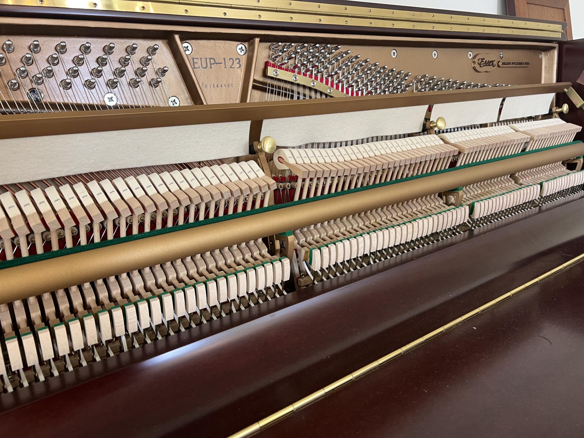 Essex EUP-123 Upright Piano in Mahogany – Gallery image – Roberts Pianos Houston