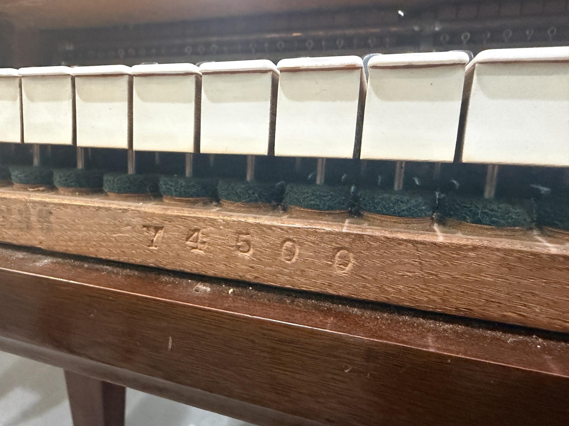 Steinway in Mahogany – Gallery image – Roberts Pianos Houston