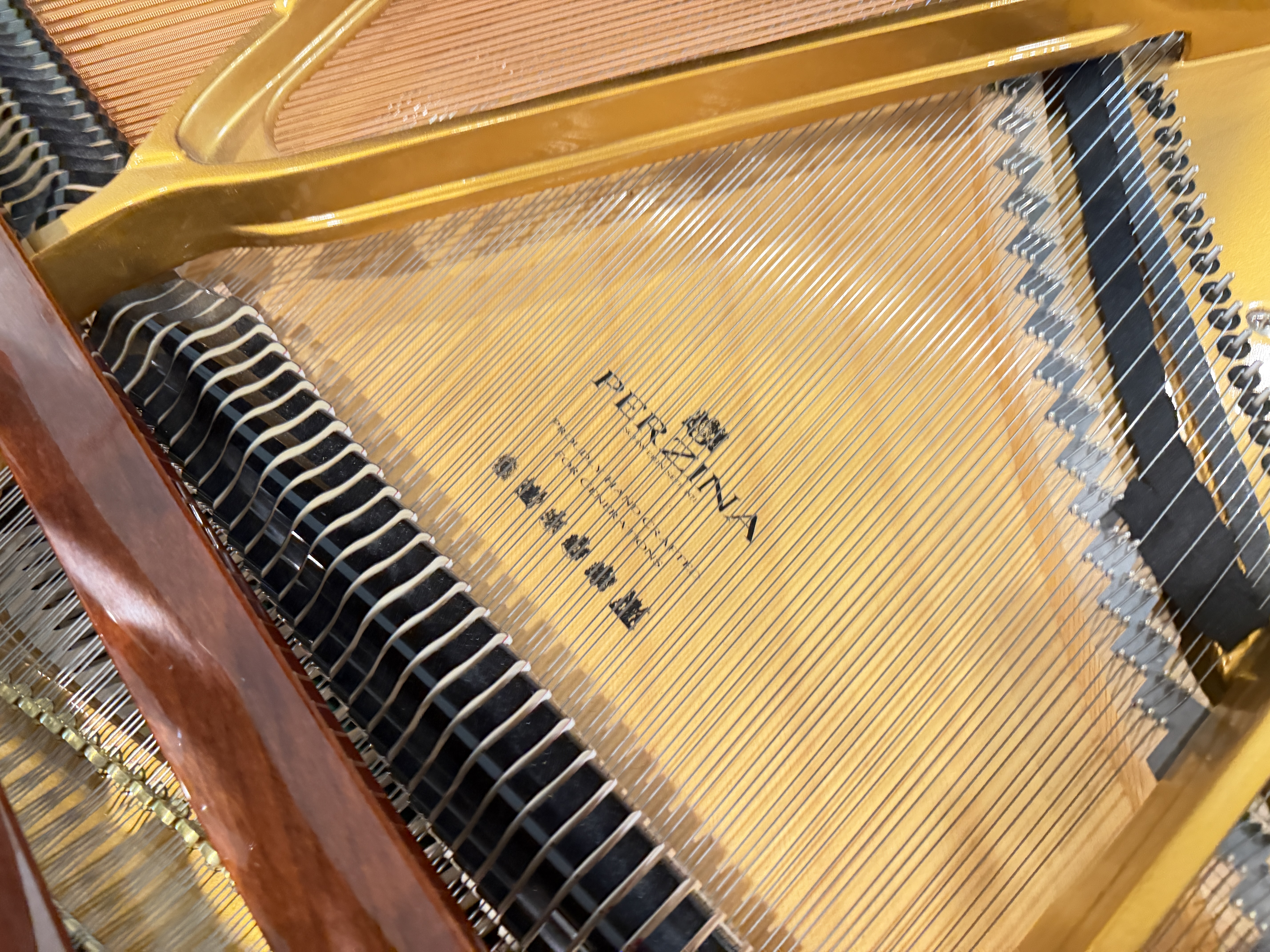 Solid spruce soundboard