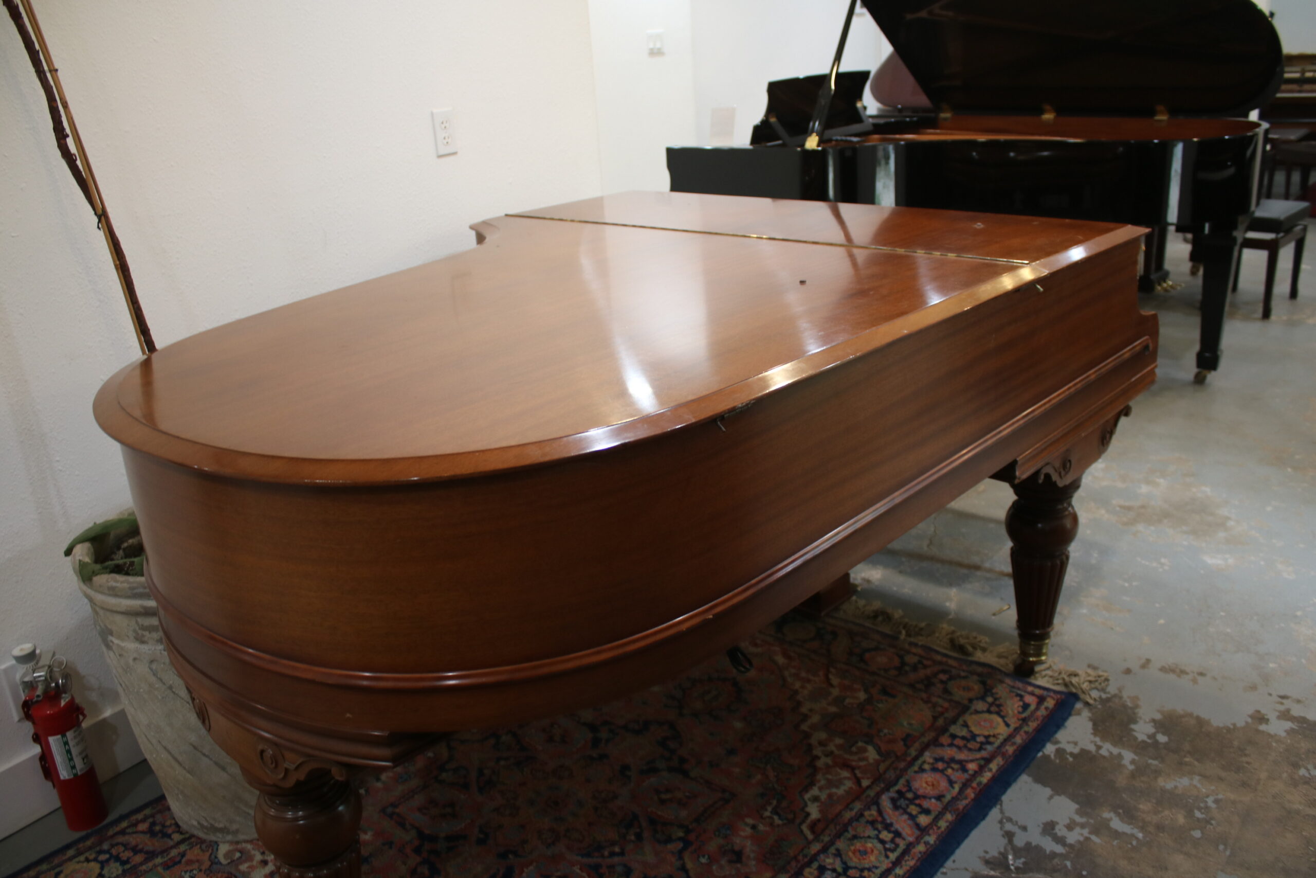Chickering Grand Piano in Mahogany – Gallery image – Roberts Pianos Houston