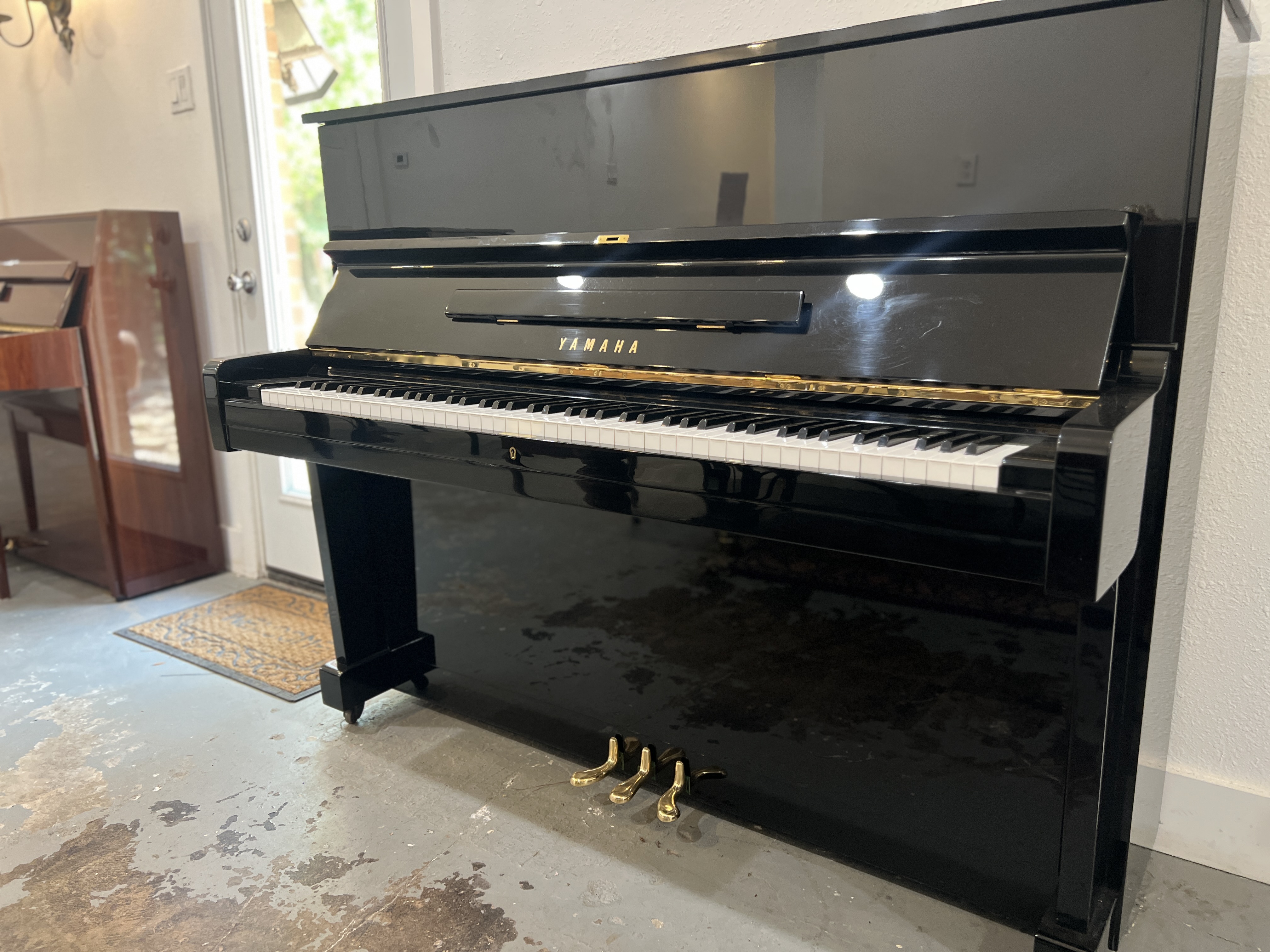 Yamaha U1