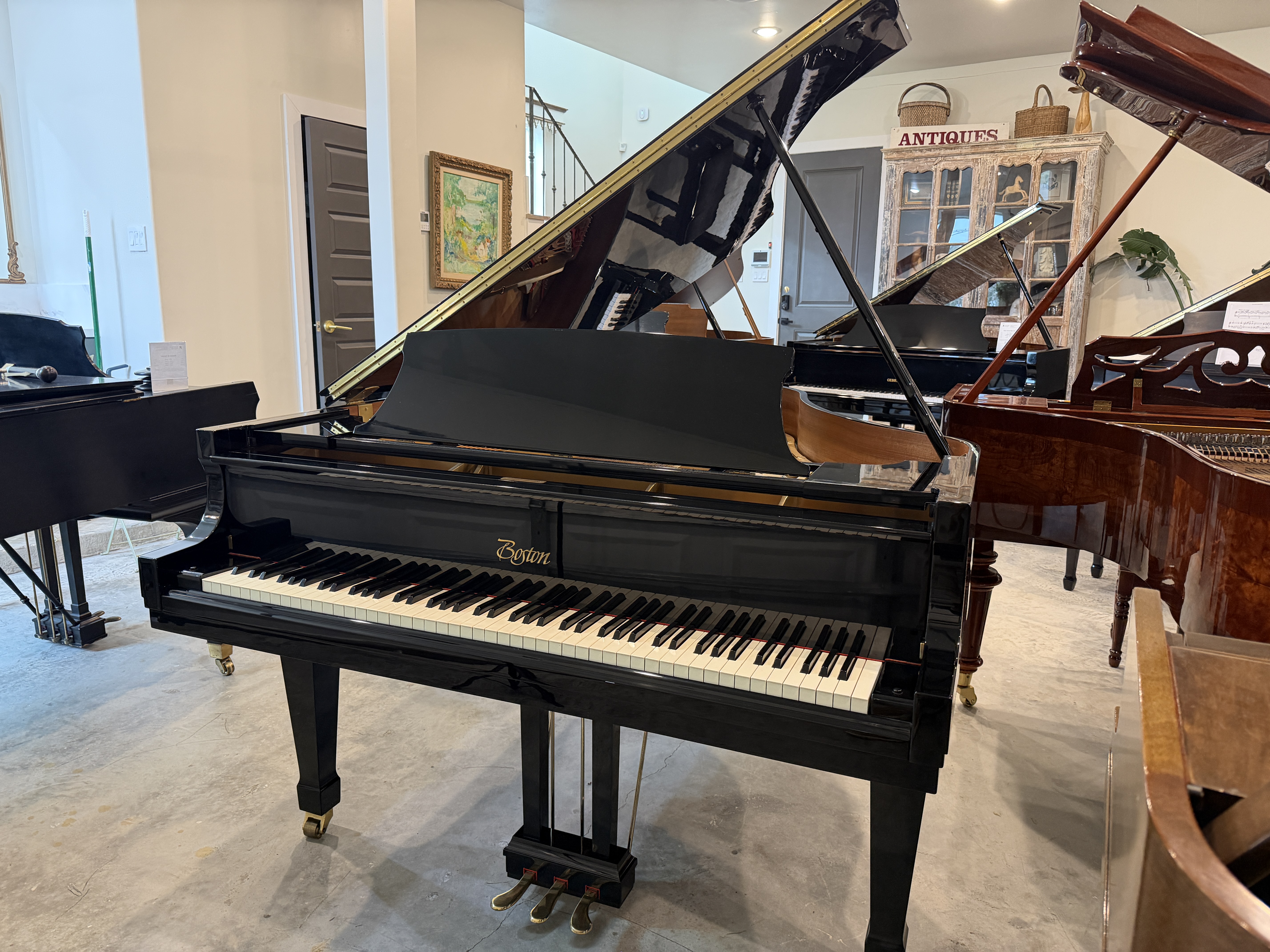 Boston GP178 in Black Polyester – Featured instrument – Roberts Pianos Houston