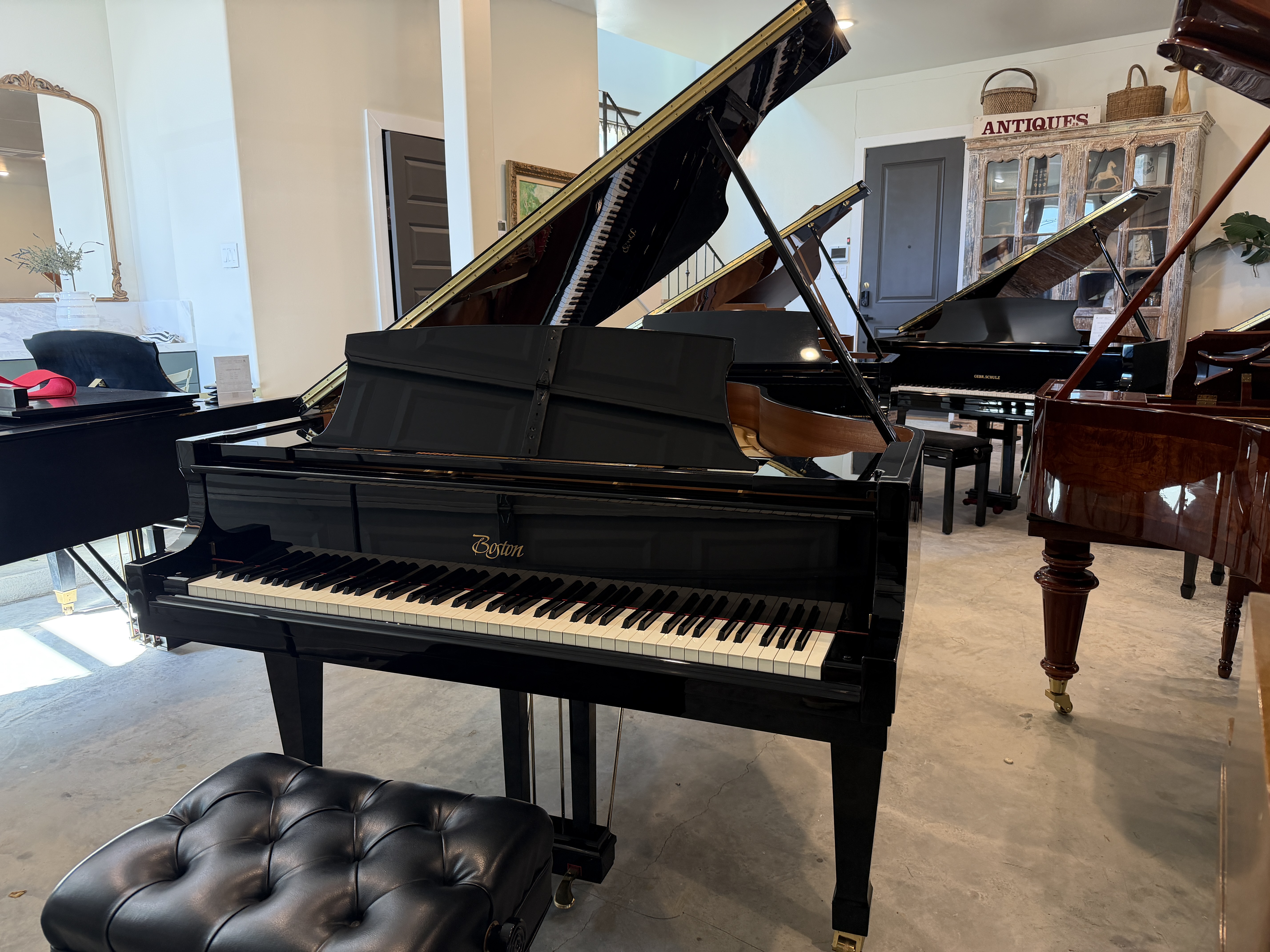 Boston GP178 in Black Polyester – Featured instrument – Roberts Pianos Houston
