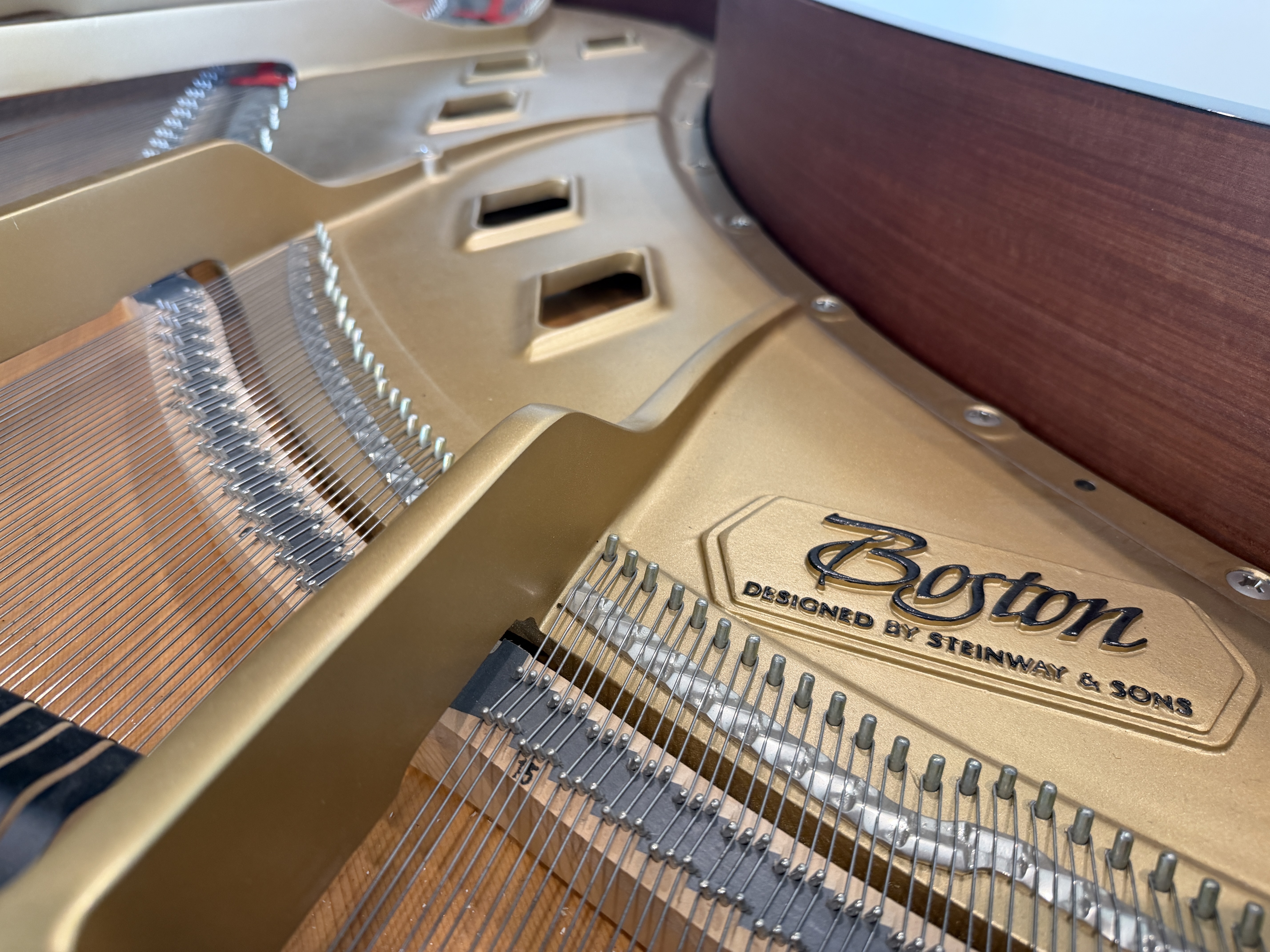 Boston (Steinway & Sons)